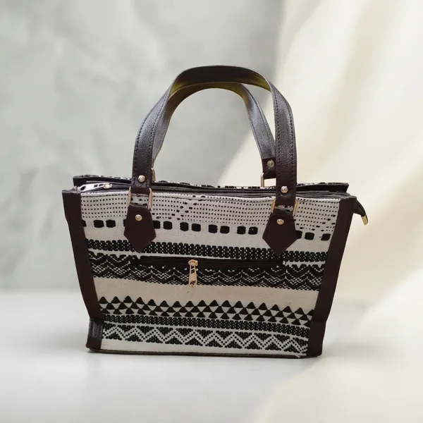 Black_And_White_Textured_Fabric_With_Leather-Like_Trim_Structured_Tote_Bag_For_Women