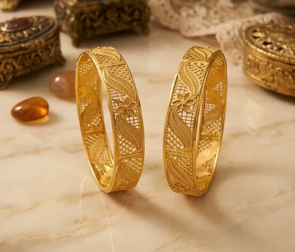 Gold-Plated_Kundan_Floral_Bangles_For_Women