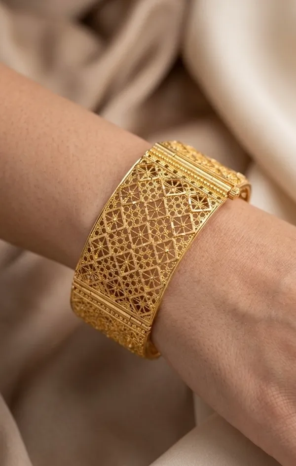 Gold-Plated_Floral_Ruby_Stone_Mesh_Bangles_For_Women