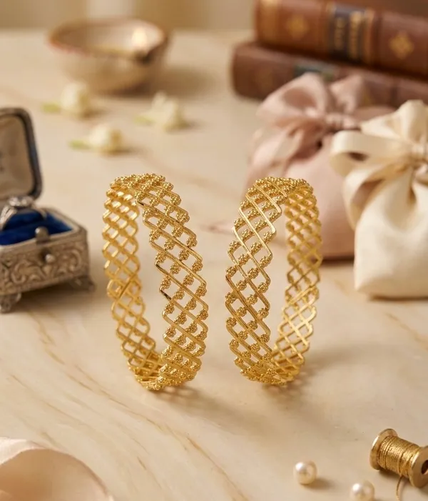 Gold_Metal_Beaded_Geometric_Textured_Bangle_Set_For_Women
