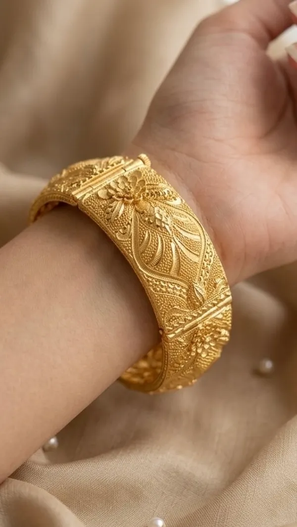 Gold-Plated_Stone_Embellished_Textured_Bangles_For_Women