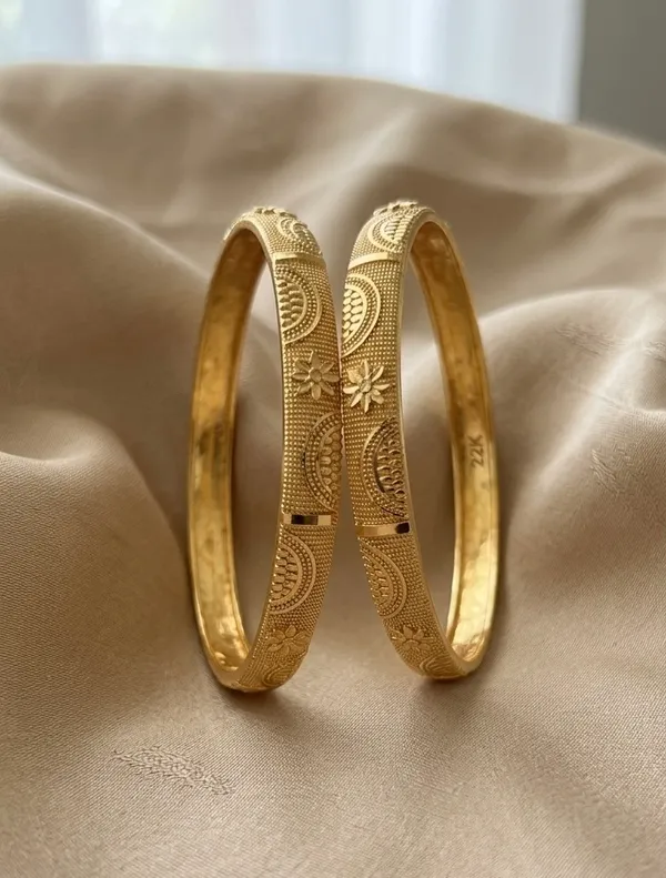Gold_Metal_Engraved_Floral_Bangles_For_Women