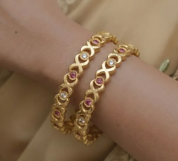 Gold_Metal_Bangles_For_Women_COMBO_PACK_OF_3