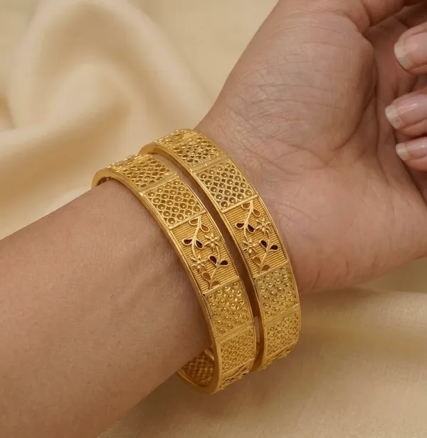 Gold_platted_Bangles_combo_For_Women_pack_of_3_set