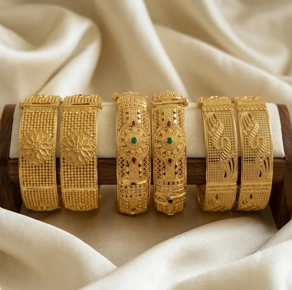 Gold_platted_scroo_Bangles_For_Women_combo_pack_set_of_3