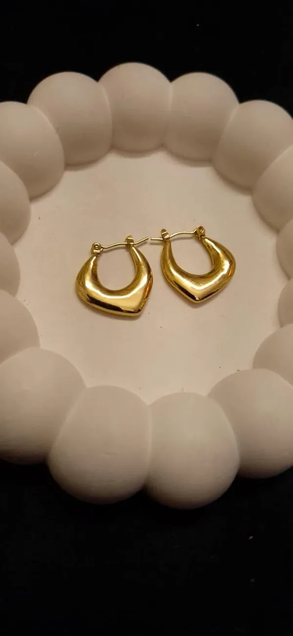 Hoop_Earrings_For_Women