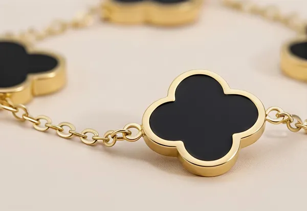 Alloy_Gold_Plated_Flower_Bracelet