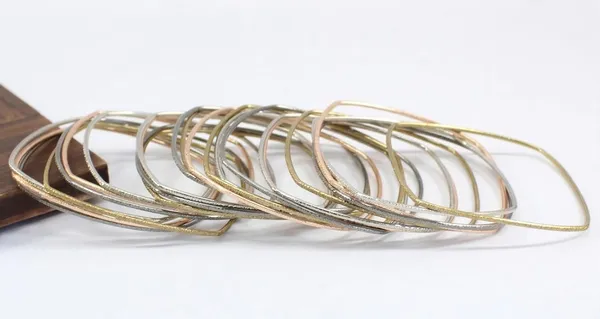 Metal_Bangles_Set_For_Women