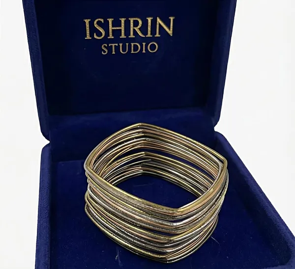 Metal_Bangles_Set_For_Women