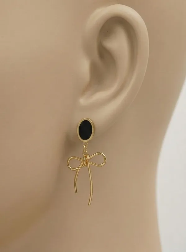 Wire_Loop_Dangle_Earrings_With_Stone
