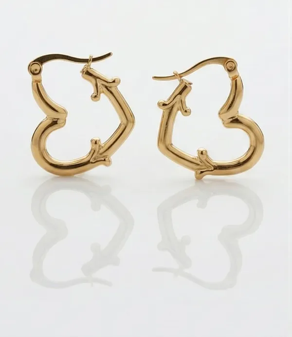 Heart_Shaped_Huggie_Hoop_Earrings_With_Lever_Back_Clasp