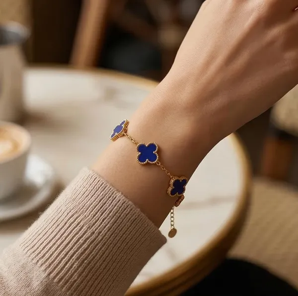 Stainless_Steel_Clover_Chain_Bracelet