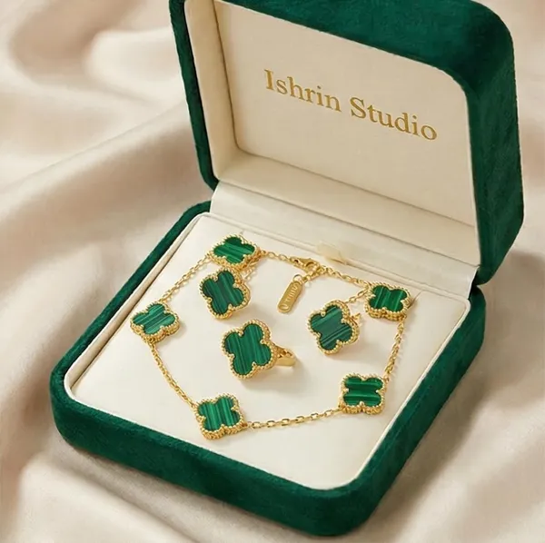 Clover_Charm_Jewelry_Set