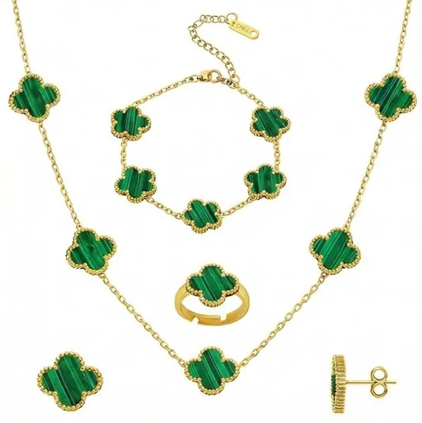 Clover_Charm_Jewelry_Set