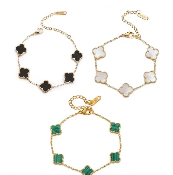 Clover_Charm_Bracelet_For_Women
