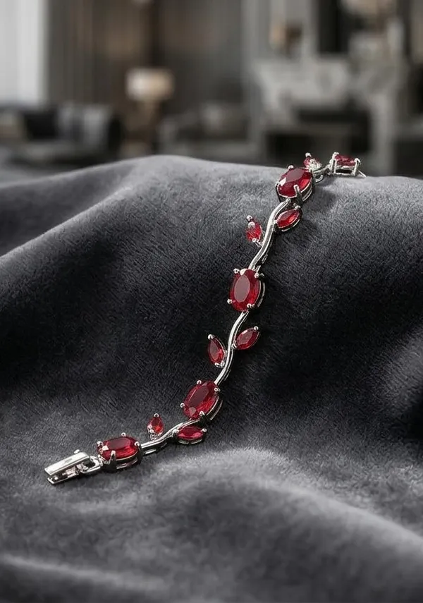 Leaf_Vine_Design_Bracelet_For_Women