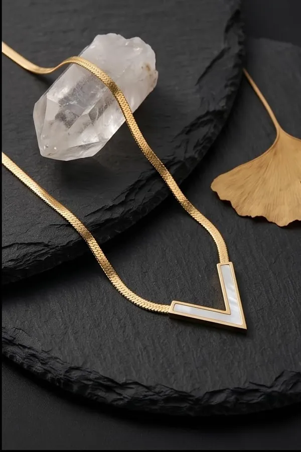 18k_Gold_Plated_V_Shape_Pendant_Necklace
