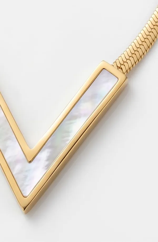 18k_Gold_Plated_V_Shape_Pendant_Necklace