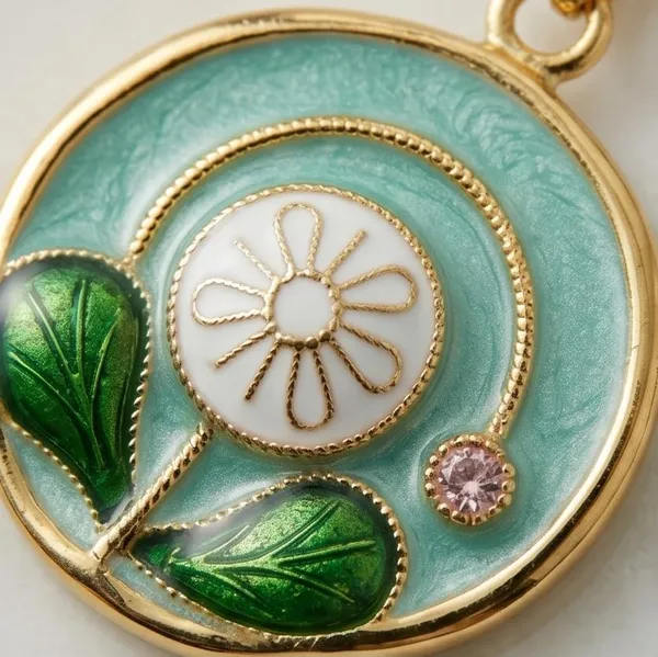 18k_Gold_Plated_Flower_Pendant_Necklace_For_Women