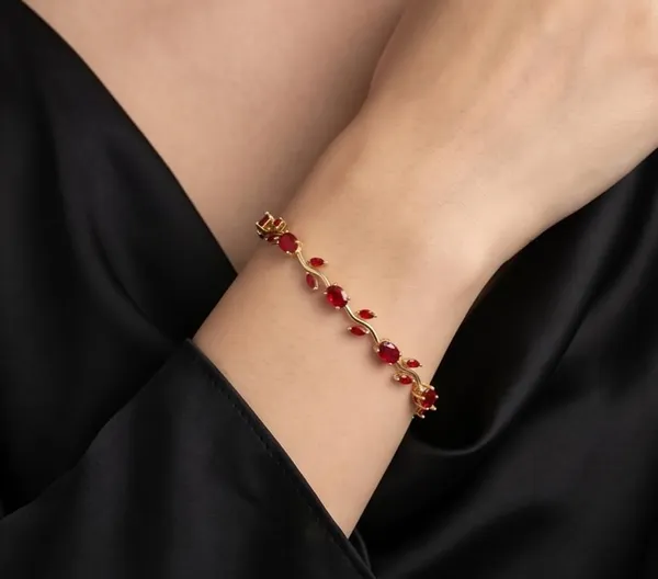 Adjustable_Leaf_Vine_Bracelet