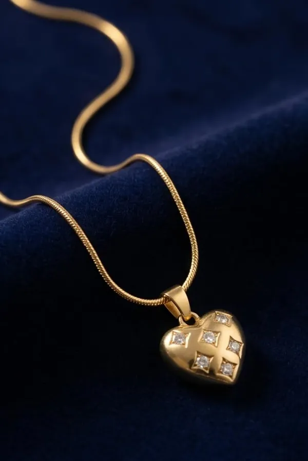 18k_Gold_Plated_Crystal_Pendant_Necklace