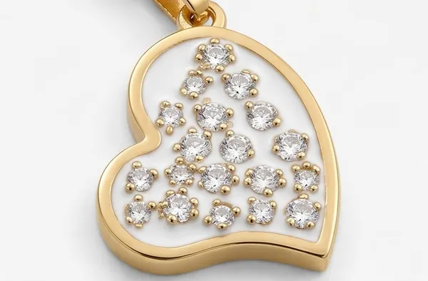 18k_Gold_Plated_Heart_Crystal_Pendant_Necklace