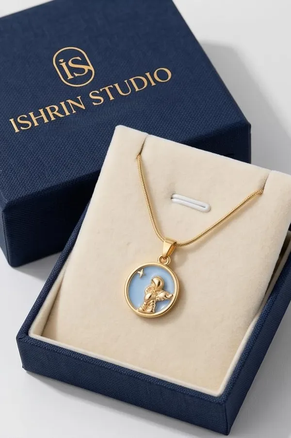 18k_Gold_Plated_Astronaut_Pendant_Necklace