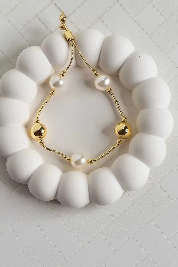 Ishrin_Studio_Alloy_Pearl_Gold-plated_Bracelet