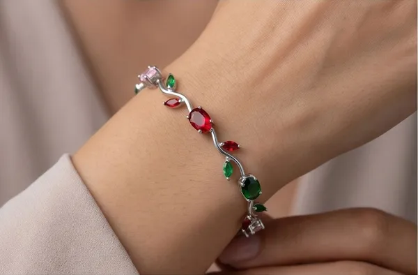Ishrin_Studio_Stainless_Steel_Cubic_Zirconia,__Gold-plated_Bracelet