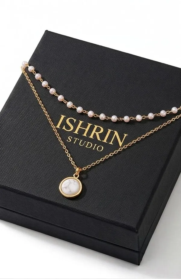 Ishrin_Studio_Pearl,_Quartz_Gold-plated_Plated_Brass,_Alloy_Layered