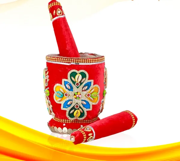 Red_Velvet_Gold_Embellished_Dandiya_Sticks_With_Decorative_Holder
