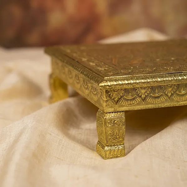 Brass_Traditional_Embossed_Square_Storage_Box