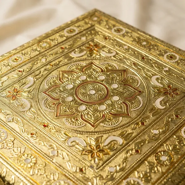 Brass_Traditional_Floral_Mandala_Golden_Square_Pooja_Chowki