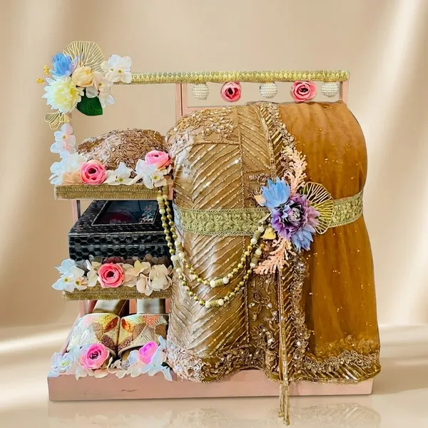 Wood_Wedding_Floral_Embellished_Decorative_Tray