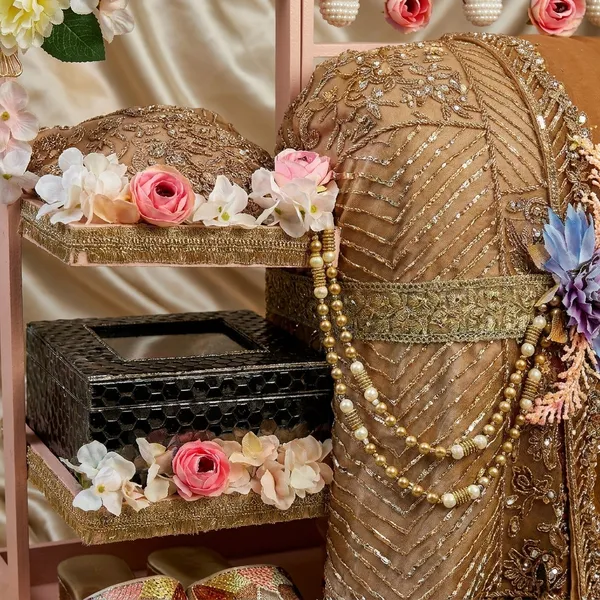 Wood_Wedding_Floral_Embellished_Decorative_Tray