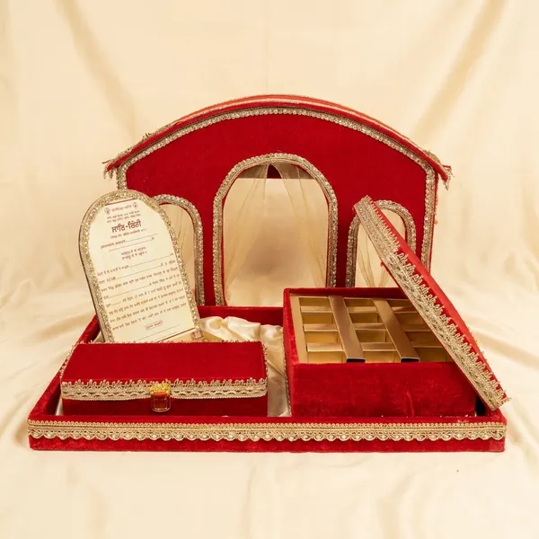 Wood_Velvet_Traditional_Red_Gold_Home_Mandir