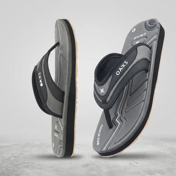Grey_And_Black_Contoured_Footbed_Thong_Sandals_For_Men
