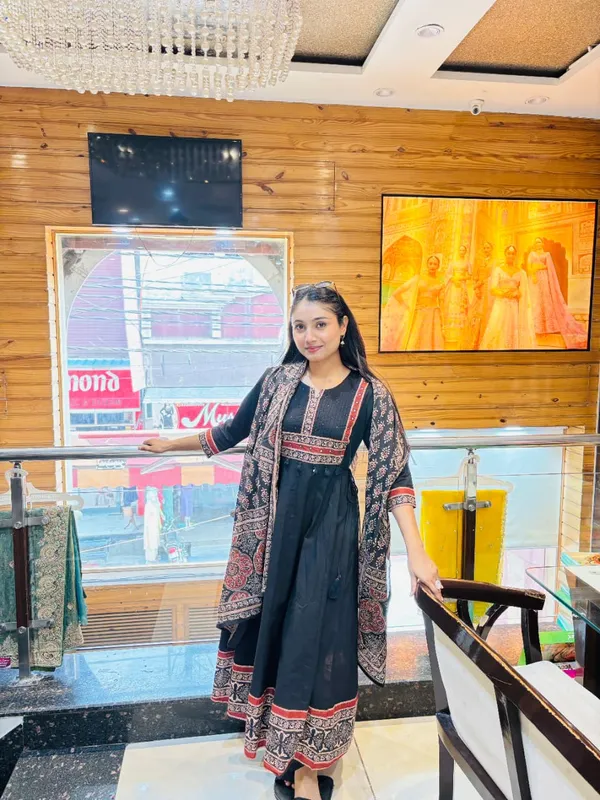 Elegant_Black_Printed_Anarkali_Kurta_Set_with_Dupatta_for_Women