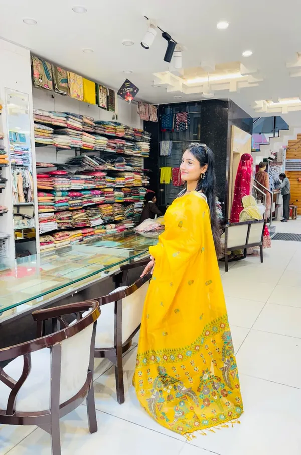 Elegant_Mustard_Yellow_Linen_Cotton_Saree_with_Woven_Buti_&_Designer_Pallu