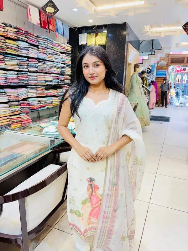 Elegant_Off-White_Printed_Cotton_Suit_Set_with_Dupatta_|_Ethnic_Summer_Wear_for_Women
