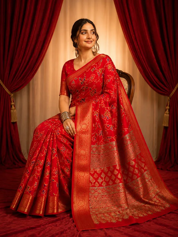 Elegant_Red_Banarasi__Saree_with_Rich_Zari_Weaving