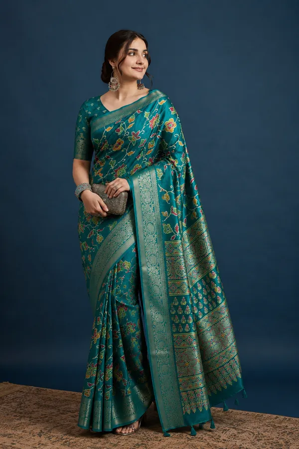Teal_Banarasi_Silk_Floral_Zari_Weave_Saree_For_Women