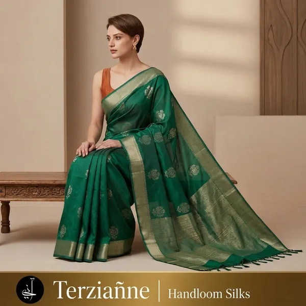 Green_Banarasi_Silk_Handloom_Saree_With_Golden_Border