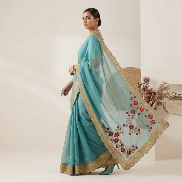 Turquoise_Organza_Zari_Border_Saree_scallop_border