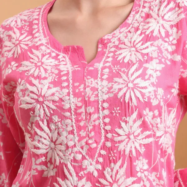 Pink_Mulmul_Cotton_Chikankari_Kurta_For_Women