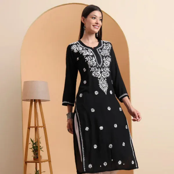 Black_Modal_Embroidered_Kurta_For_Women
