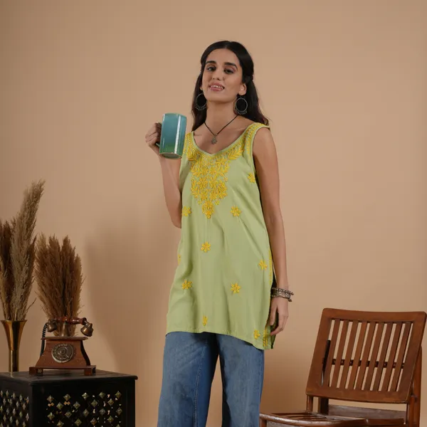 Parrot_Green_Rayon_Chikankari_Sleeveless_Short_Kurti_For_Women