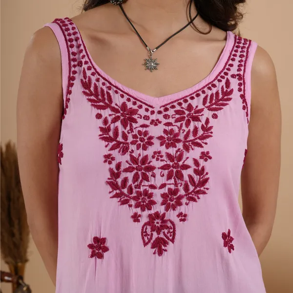 Baby_Pink_Rayon_Chikankari_Sleeveless_Short_Kurti_For_Women