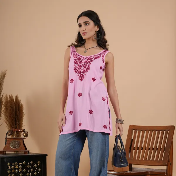 Baby_Pink_Rayon_Chikankari_Sleeveless_Short_Kurti_For_Women