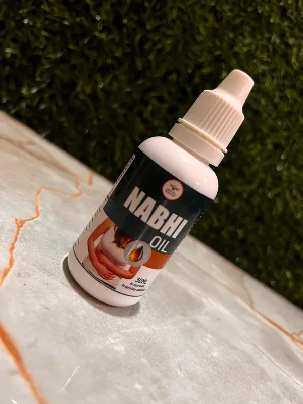 Nabhi_Ayurvedic_Navel_Therapy_Oil_Castor_Neem_Clove_Blend